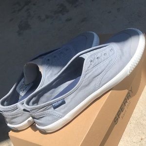 BRAND NEW WMN’S SPERRY CLEW OX WASHED GREY SNEAKER